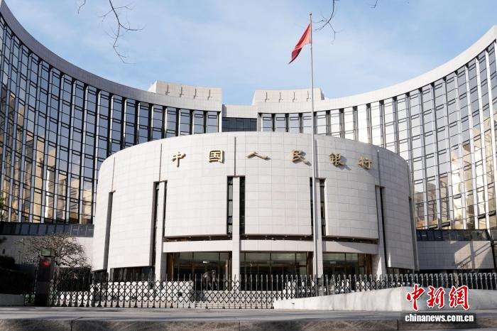 年中盘点：人民币汇率走出独立升势